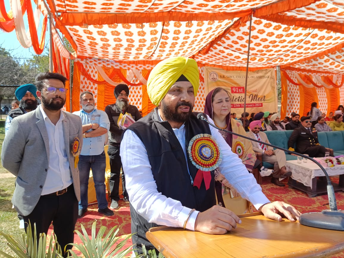 ਕੈਬਨਿਟ ਮੰਤਰੀ ਈ.ਟੀ.ਓ. ਨੇ ਸਰੂਪ ਰਾਣੀ ਕਾਲਜ ਨੂੰ ਨਵੀਨੀਕਰਨ ਕਰਨ ਲਈ ਤਿੰਨ ਲੱਖ ਰੁਪਏ ਦੇਣ ਦਾ ਕੀਤਾ ਐਲਾਨ