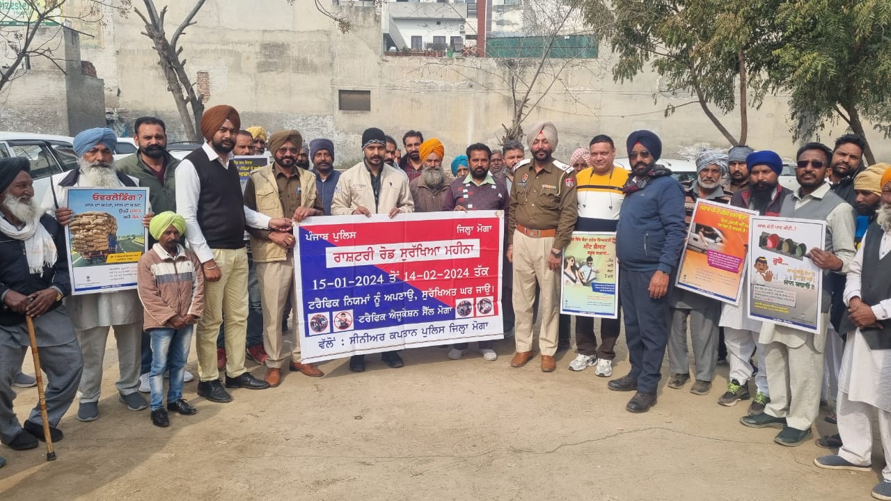 ਨਿਊ ਦਸ਼ਮੇਸ਼ ਟੈਕਸੀ ਸਟੈਂਡ ਬਾਘਾਪੁਰਾਣਾ ਦੇ ਡਰਾਈਵਰਾਂ ਨੂੰ ਕੀਤਾ ਟ੍ਰੈਫਿਕ ਨਿਯਮਾਂ ਬਾਰੇ ਜਾਗਰੂਕ