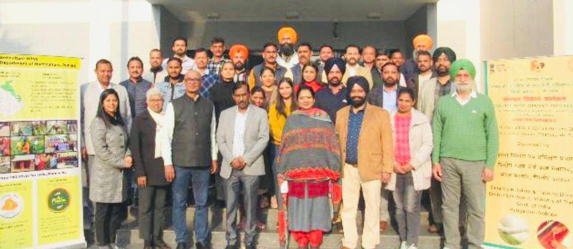 ਸੂਬੇ ਵਿੱਚ ਰੇਸ਼ਮ ਉਤਪਾਦਨ ਨੂੰ ਹੁਲਾਰਾ ਦੇਣ ਲਈ ਪੰਜ ਰੋਜ਼ਾ ਸਰੋਤ ਵਿਕਾਸ ਟ੍ਰੇਨਿੰਗ ਪ੍ਰੋਗਰਾਮ ਕਰਵਾਇਆ