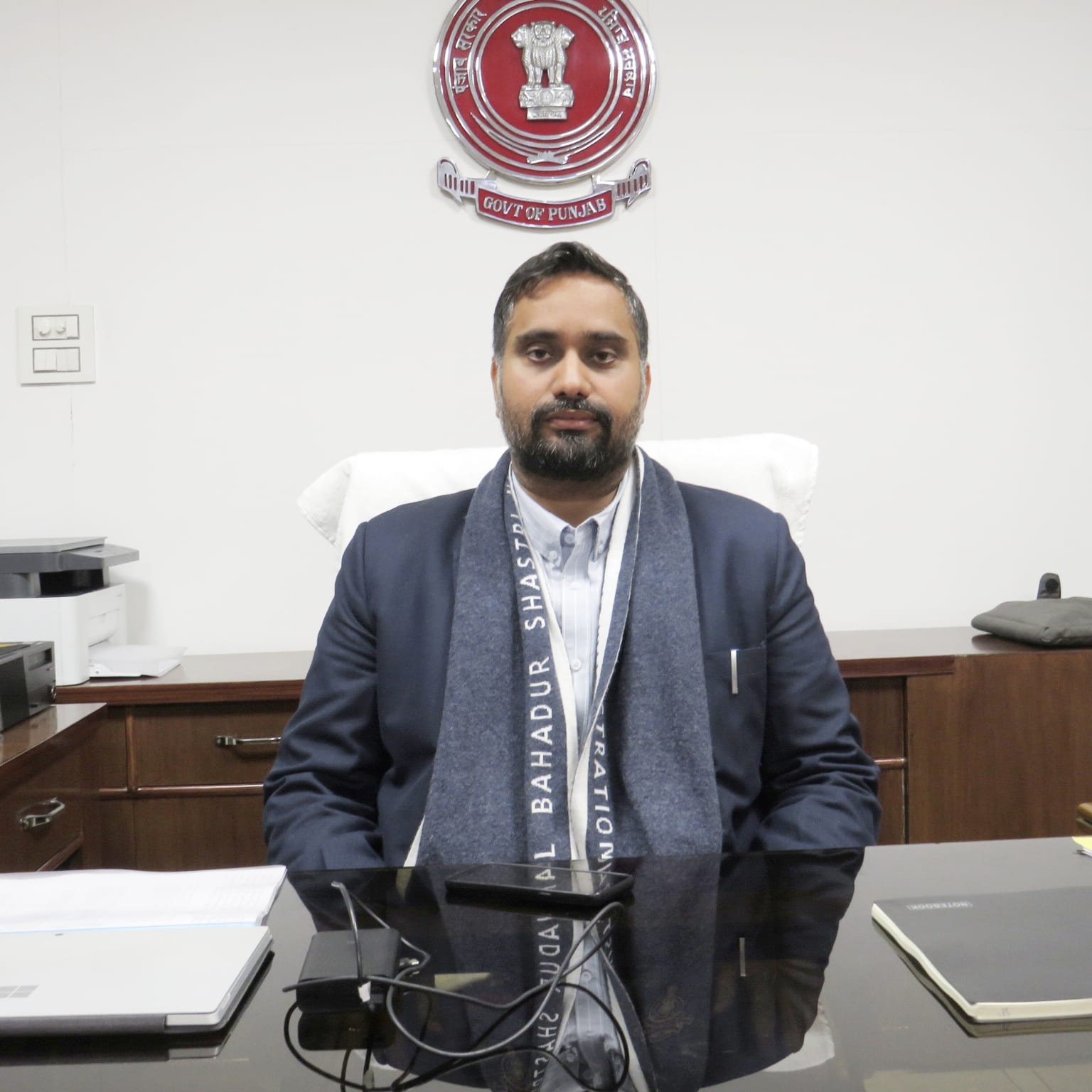 ਜਿਲ੍ਹੇ ਦੇ ਅਸਲਾ ਲਾਇਸੰਸੀ ਆਪਣੇ ਹਥਿਆਰ ਨੇੜੇ ਪੈਂਦੇ ਪੁਲਿਸ ਸਟੇਸ਼ਨ ਜਾਂ ਅਸਲਾ ਡਿਲਰਾਂ ਪਾਸ ਤੁਰੰਤ ਜਮ੍ਹਾਂ ਕਰਵਾਵੁਣ— ਜਿਲ੍ਹਾ ਮੈਜਿਸਟੇ੍ਟ