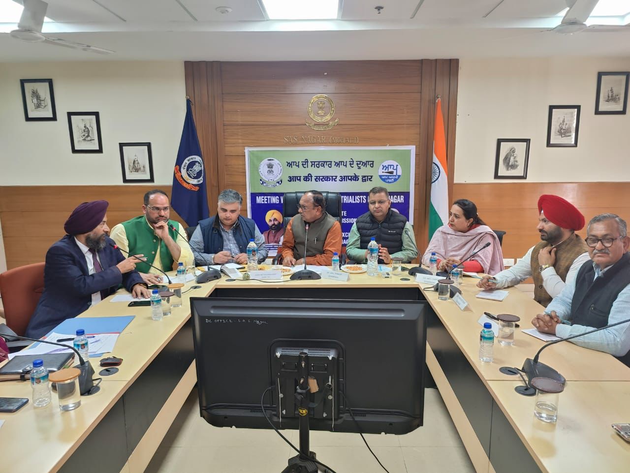 ਪੰਜਾਬ ਰਾਜ ਵਪਾਰੀ ਕਮਿਸ਼ਨ ਦੇ ਚੇਅਰਮੈਨ ਅਨਿਲ ਠਾਕੁਰ ਨੇ ਐਸ ਏ ਐਸ ਨਗਰ ਜ਼ਿਲ੍ਹੇ ਦੇ ਵਪਾਰੀਆਂ ਤੇ ਉਦਯੋਗਪਤੀਆਂ ਦੀਆਂ ਮੁਸ਼ਕਿਲਾਂ ਸੁਣੀਆਂ
