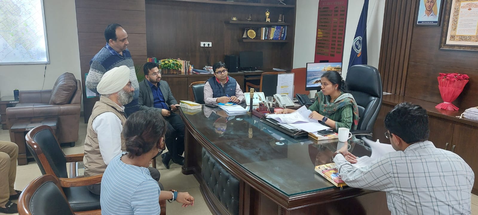 ਜ਼ਿਲ੍ਹਾ ਚੋਣ ਅਫ਼ਸਰ ਨੇ ਚੋਣਾਂ ਦੌਰਾਨ ਇਲੈਕਟ੍ਰਾਨਿਕ, ਸੋਸ਼ਲ ਅਤੇ ਪ੍ਰਿੰਟ ਮੀਡੀਆ ‘ਤੇ ਸਖ਼ਤ ਨਜ਼ਰ ਰੱਖਣ ਦੇ ਨਿਰਦੇਸ਼ ਦਿੱਤੇ