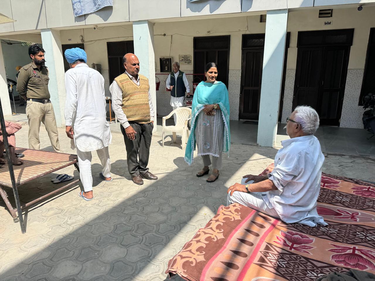 ਜਿਲ੍ਹਾ ਕਾਨੂੰਨੀ ਸੇਵਾਵਾਂ ਅਥਾਰਟੀ, ਸ੍ਰੀ ਮੁਕਤਸਰ ਸਾਹਿਬ ਵੱਲੋਂ ਬਜੁਰਗਾਂ ਦੇ ਹੱਕਾਂ ਵਾਸਤੇ ਸੈਮੀਨਾਰ ਕੀਤਾ ਗਿਆ, ਮਿਸ ਹਰਪ੍ਰੀਤ ਕੌਰ ਸੀ.ਜੇ.ਐੱਮ/ਸਕੱਤਰ