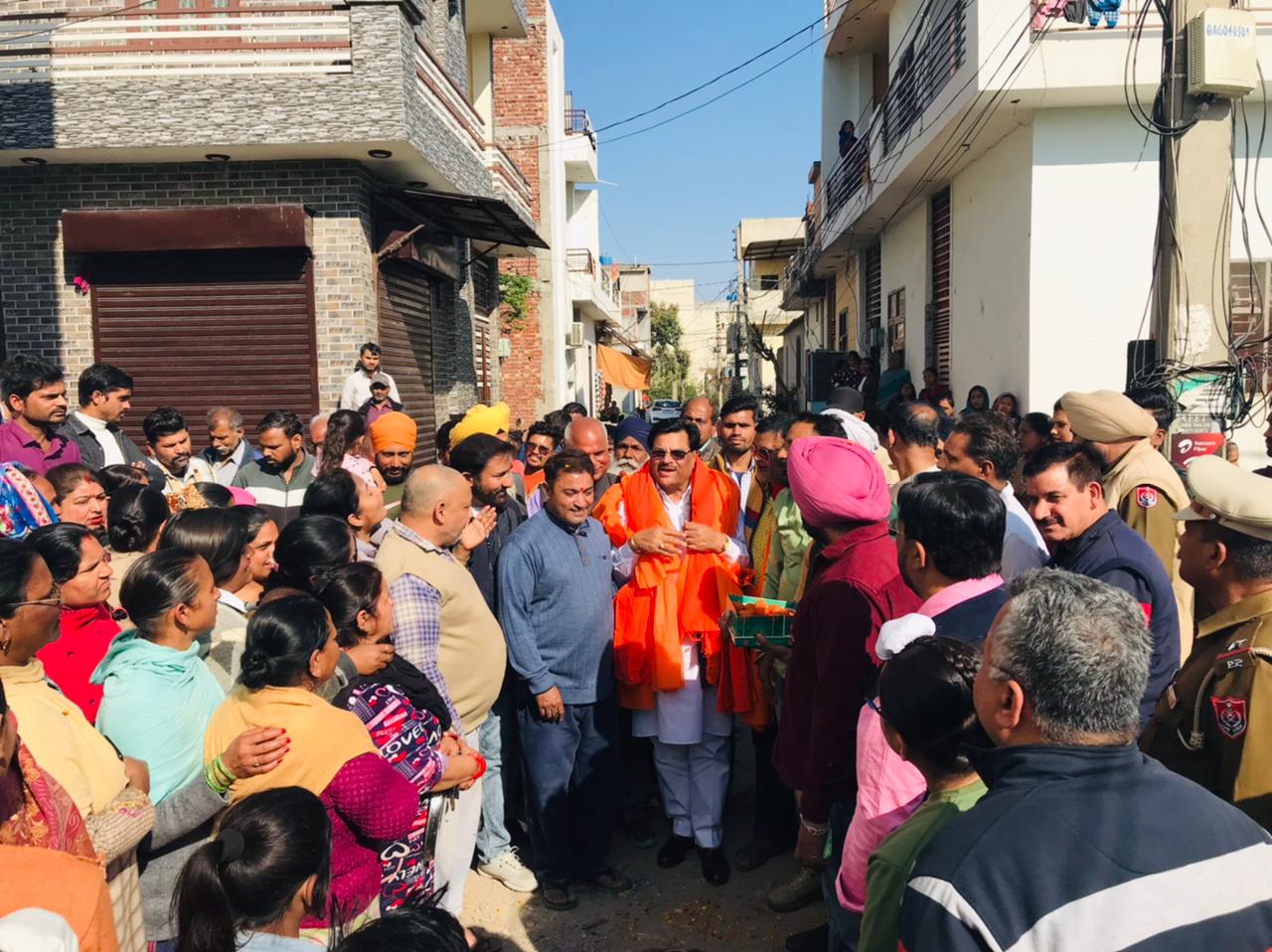 ਵਿਧਾਇਕ ਬੱਗਾ ਵਲੋਂ ਵਲੋਂ ਵਾਰਡ ਨੰਬਰ 95 ‘ਚ ਸੜਕ ਨਿਰਮਾਣ ਕਾਰਜ਼ਾਂ ਦਾ ਉਦਘਾਟਨ