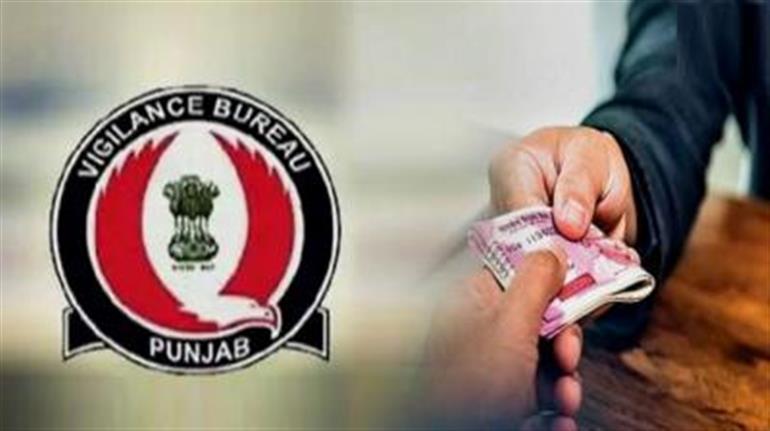 5,000 ਰੁਪਏ ਦੀ ਰਿਸ਼ਵਤ ਲੈਂਦਾ ਪਟਵਾਰੀ ਵਿਜੀਲੈਂਸ ਬਿਊਰੋ ਵੱਲੋਂ ਰੰਗੇ ਹੱਥੀਂ ਕਾਬੂ