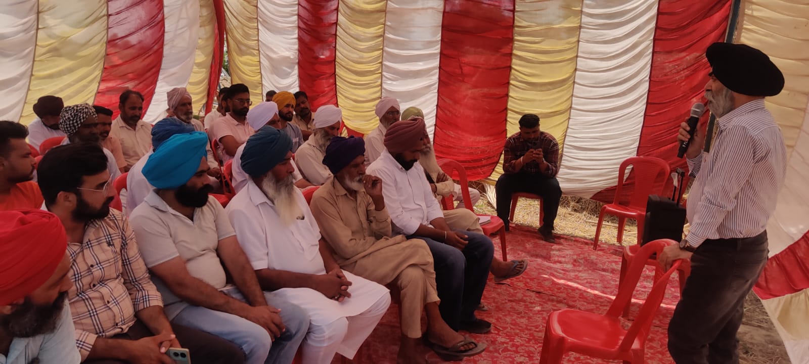 ਕਣਕ ਦੀ ਕਟਾਈ ਫਸਲ ਦੇ ਪੂਰੀ ਤਰਾਂ ਪੱਕਣ ਤੇ ਹੀ ਕੀਤੀ ਜਾਵੇ :ਮੁੱਖ ਖੇਤੀਬਾੜੀ ਅਫ਼ਸਰ