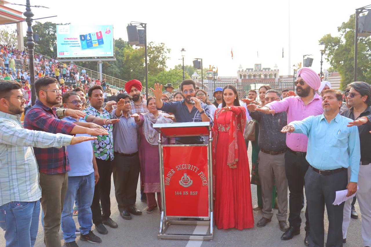 ਬੀਨੂੰ ਢਿਲੋਂ ਨੇ ਵੋਟ ਪਾਉਣ ਦੇ ਹੱਕ ਪ੍ਰਤੀ ਨੋਜਵਾਨਾਂ ਨੂੰ ਕੀਤਾ ਜਾਗਰੂਕ
