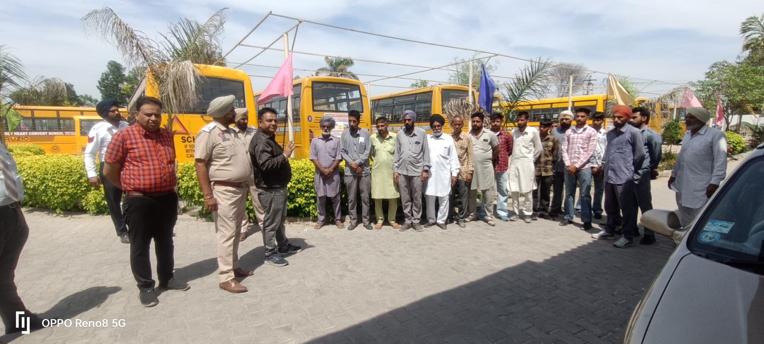 ਸਕੂਲ ਮੁਖੀਆਂ ਅਤੇ ਬੱਸ ਚਾਲਕਾਂ ਨੂੰ ਸੇਫ ਸਕੂਲ ਵਾਹਨ ਪਾਲਿਸੀ ਨੂੰ ਇੰਨ ਬਿੰਨ ਲਾਗੂ ਕਰਨ ਦੀ ਹਦਾਇਤ