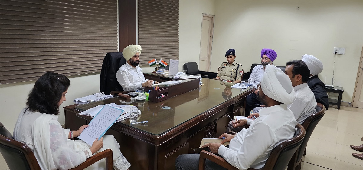 ਜ਼ਿਲ੍ਹਾ ਕਾਨੂੰਨੀ ਸੇਵਾਵਾਂ ਅਥਾਰਟੀ ਵੱਲੋਂ ਸੈਸ਼ਨ ਜੱਜ ਹਰਪਾਲ ਸਿੰਘ ਦੀ ਅਗਵਾਈ ਚ ਤਿਮਾਹੀ ਮੀਟਿੰਗ ਦਾ ਆਯੋਜਨ