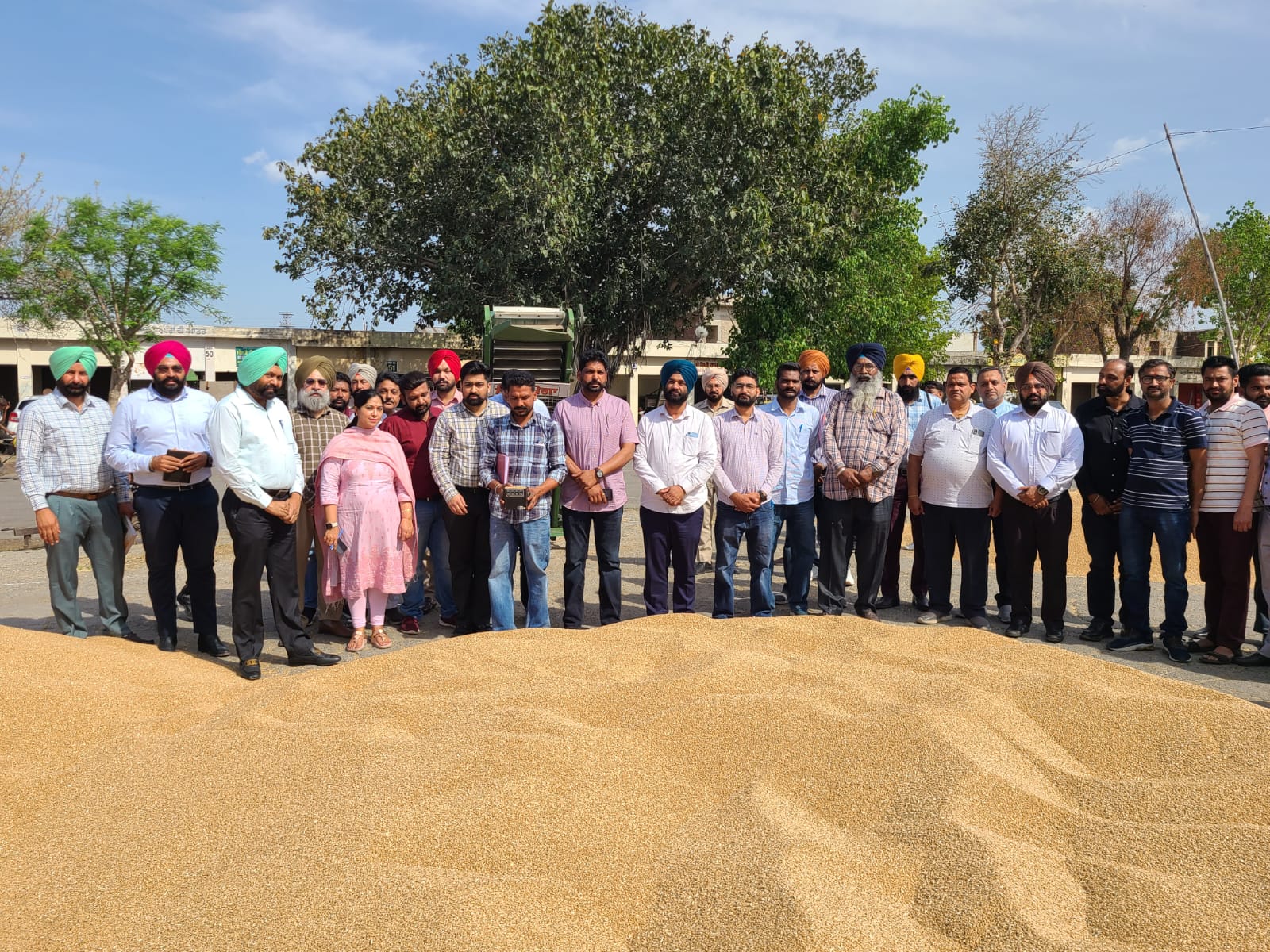 ਜ਼ਿਲ੍ਹਾ ਮੋਗਾ ਦੀਆਂ ਮੰਡੀਆਂ ਵਿੱਚ ਕਣਕ ਦੀ ਆਮਦ ਸ਼ੁਰੂ, ਪ੍ਰਬੰਧ ਮੁਕੰਮਲ