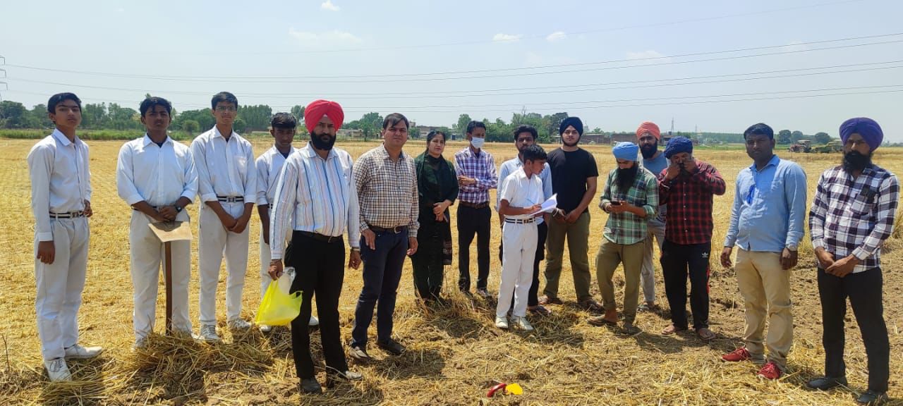 ਜਵਾਹਰ ਨਵੋਦਿਆ ਵਿਦਿਆਲਾ ਪਿੰਡ ਰਕੋਲੀ ਵਿੱਚ ਮਿੱਟੀ ਪਰਖ ਸਬੰਧੀ ਚਲਾਈ ਗਈ ਮੁਹਿੰਮ