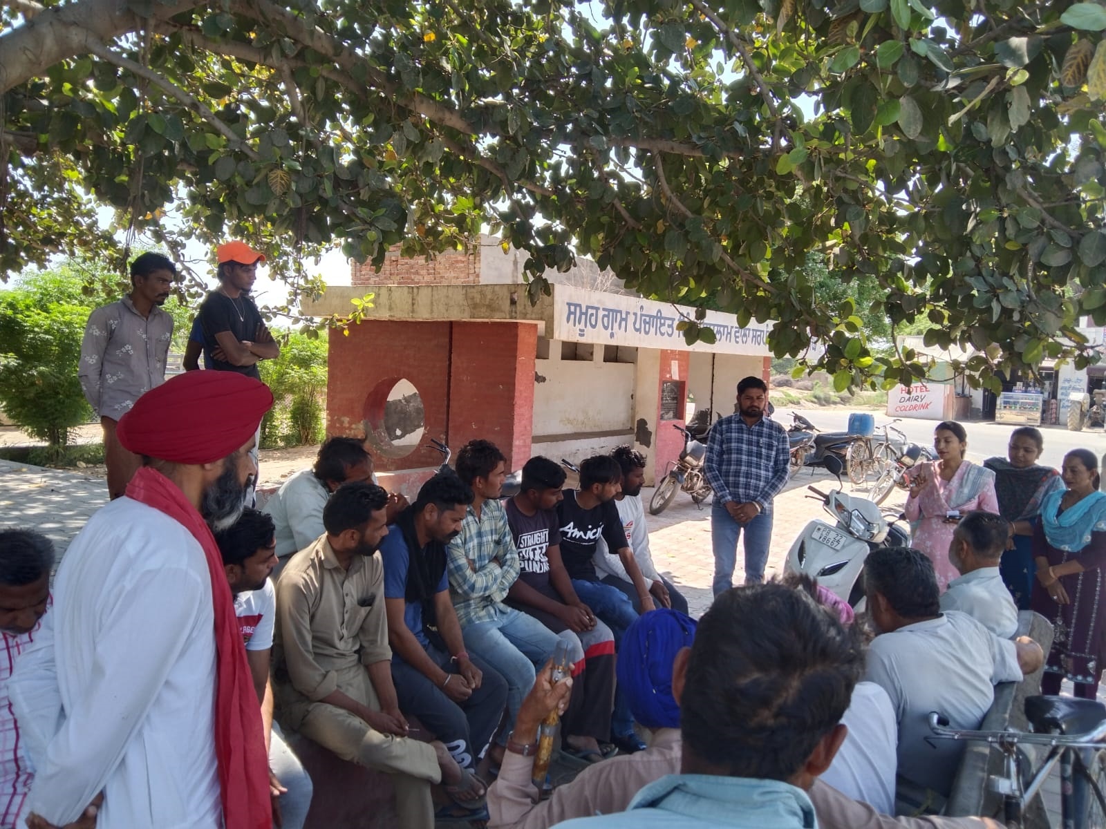 ਫਾਜਿਲਕਾ ਵਿਖੇ ਵਿਸ਼ਵ ਸਰੀਰਕ ਗਤੀਵਿਧੀਆਂ ਦਿਵਸ ਦੇ ਸਬੰਧ ਵਿੱਚ ਹੈਲਥ ਵੈਲਨੈਸ ਸੈਂਟਰਾਂ ਵਿਖੇ ਕੀਤਾ ਜਾਗਰੂਕਤਾ ਸਮਾਗਮ