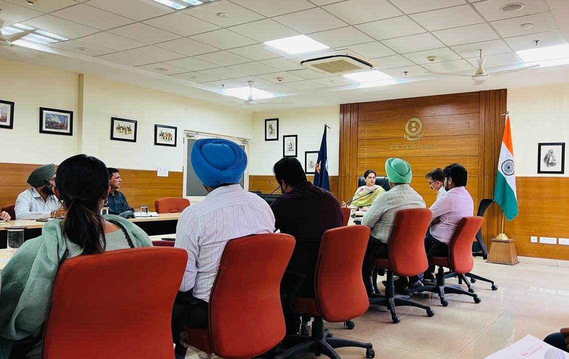 ਏ ਡੀ ਸੀ ਵੱਲੋਂ ਅਗਾਮੀ ਝੋਨੇ ਦੇ ਸੀਜ਼ਨ ਦੌਰਾਨ ਪਰਾਲੀ ਦੇ ਪ੍ਰਬੰਧਨ ਲਈ ਮੀਟਿੰਗ