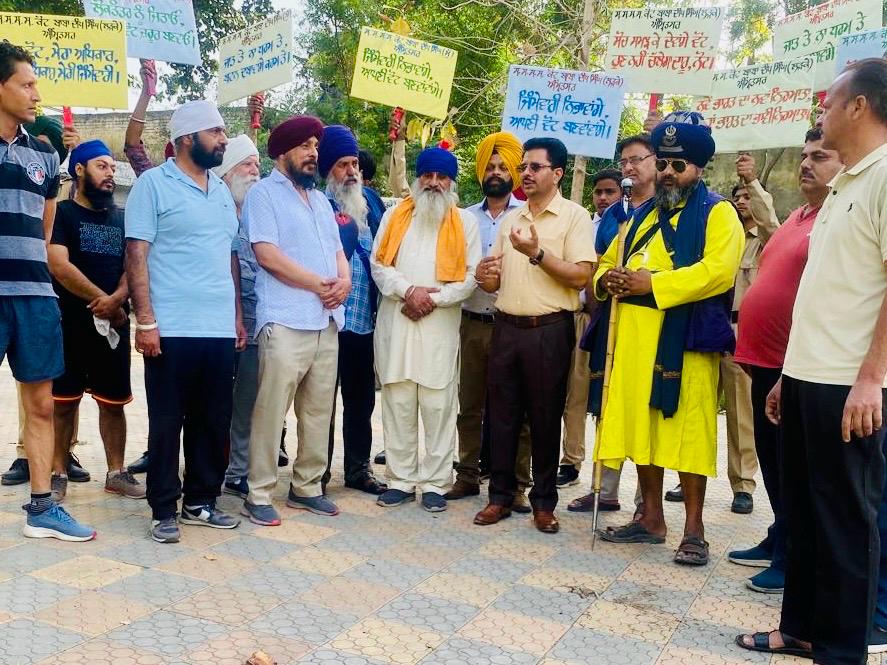 ਸਕੱਤਰੀ ਬਾਗ ਵਿਖੇ ਚਲਾਇਆ ਗਿਆ ਵੋਟਰ ਜਾਗਰੂਕਤਾ ਅਭਿਆਨ