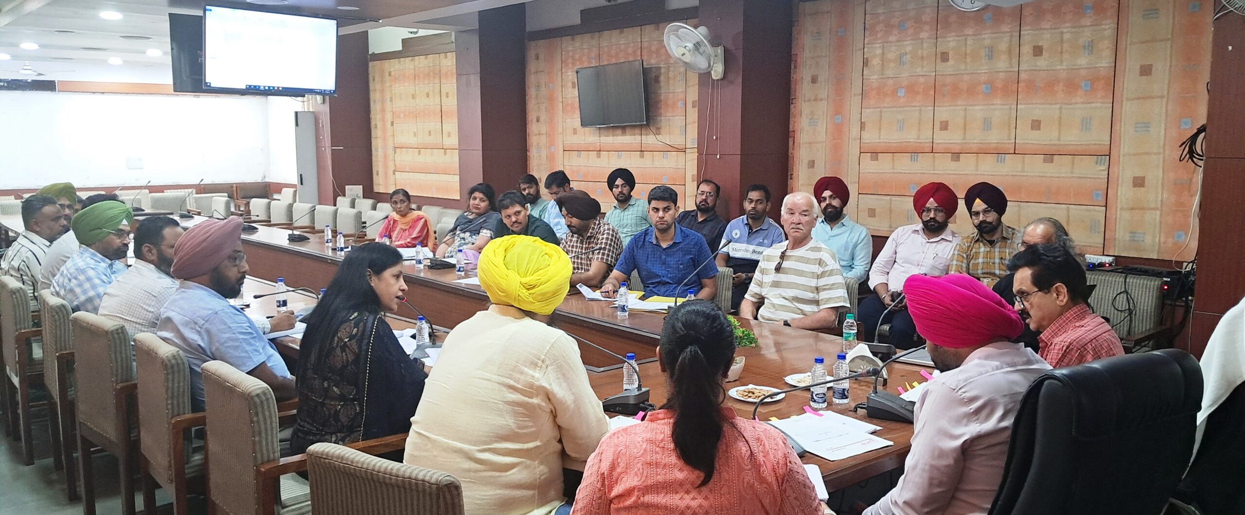 ਪੰਜਾਬ ਸਟੇਟ ਫੂਡ ਕਮਿਸ਼ਨ ਦੇ ਚੇਅਰਮੈਲ ਬਾਲ ਮੁਕੰਮ ਸ਼ਰਮਾ ਵੱਲੋਂ ਮੋਗਾ ਦਾ ਦੌਰਾ