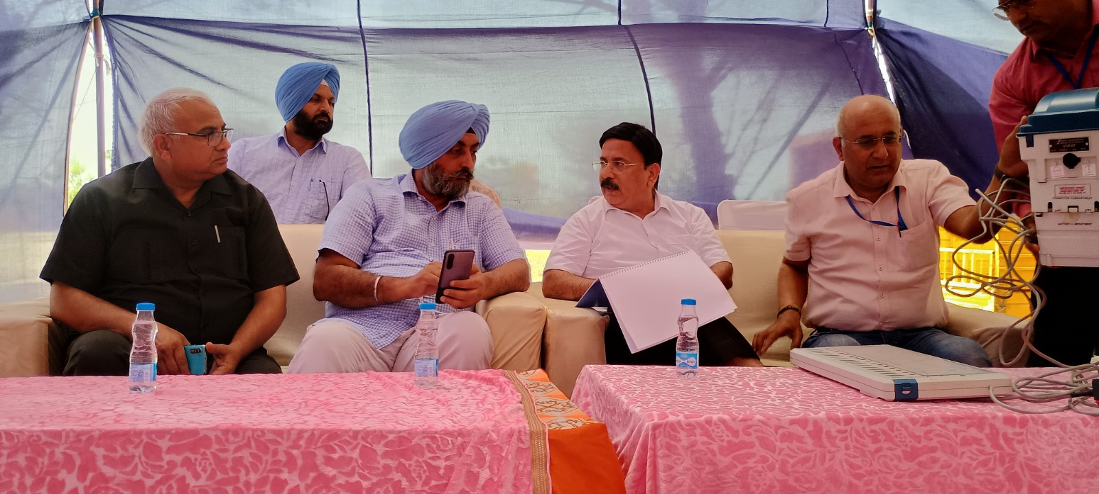 ਲੋਕ ਸਭਾ ਚੋਣਾਂ ਵਿਚ ਡਿਊਟੀ ਮਾਣ ਵਾਲੀ ਗੱਲ, ਕਰਮਚਾਰੀ ਫਖ਼ਰ ਨਾਲ ਪਾਉਣ ਲੋਕਤੰਤਰ ਵਿਚ ਯੋਗਦਾਨ-ਵਧੀਕ ਡਿਪਟੀ ਕਮਿਸ਼ਨਰ