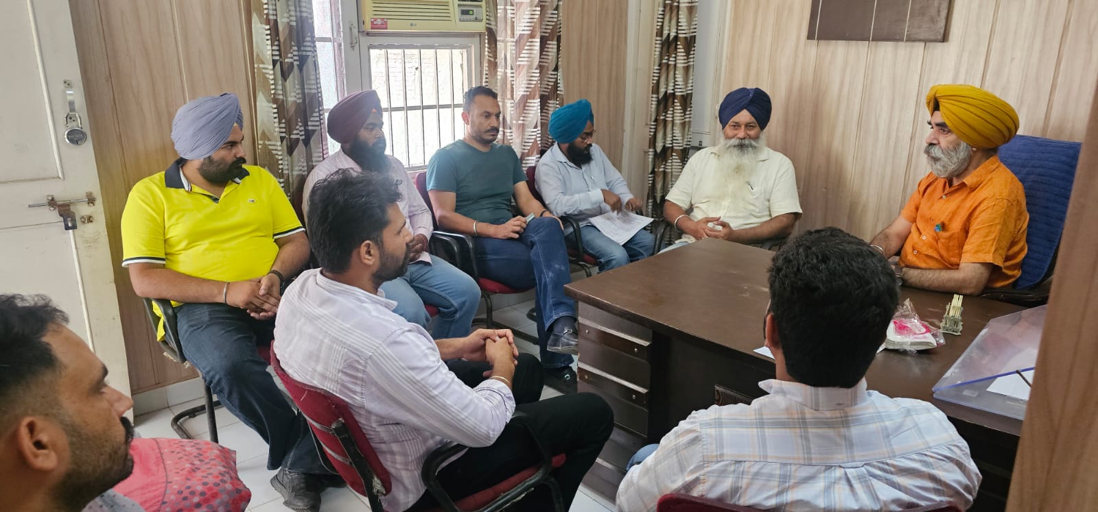 ਨਰਮੇ ਦੀ ਫਸਲ ਤੋਂ ਵਧੇਰੇ ਪੈਦਾਵਾਰ ਲੈਣ ਲਈ ਬਿਜਾਈ ਜਲਦੀ ਮੁਕੰਮਲ ਕਰਨ ਦੀ ਜ਼ਰੂਰਤ : ਮੁੱਖ ਖੇਤੀਬਾੜੀ ਅਫ਼ਸਰ