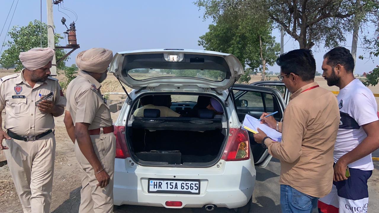ਐਫ.ਐਸ.ਟੀ ਤੇ ਐਸ.ਐਸ.ਟੀ ਟੀਮਾਂ ਵੱਲੋਂ ਵਾਹਨਾਂ ਦੀ ਚੈਕਿੰਗ ਜਾਰੀ