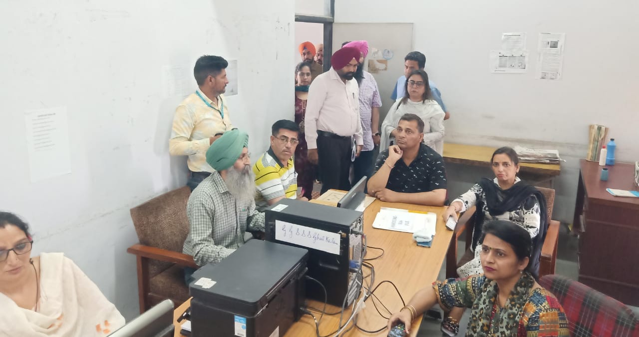 ਚੋਣਾਂ ਦੀਆਂ ਤਿਆਰੀਆਂ ਦਾ ਜਾਇਜ਼ਾ ਲੈਣ ਲਈ ਜਨਰਲ ਅਬਜਰਵਰ ਰੂਹੀ ਖਾਨ ਵੱਲੋਂ ਮੋਗਾ ਦਾ ਦੌਰਾ