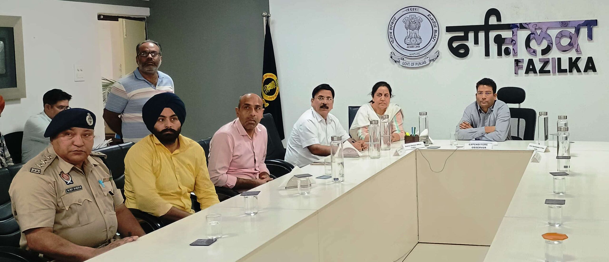 ਖਰਚਾ ਨਿਗਰਾਨ ਨੇ ਕੀਤਾ ਫਾਜ਼ਲਕਾ ਜ਼ਿਲੇ ਦਾ ਦੌਰਾ, ਕਿਹਾ ਉਮੀਦਵਾਰਾਂ ਦੇ ਹਰ ਖਰਚ ਤੇ ਹੈ ਚੋਣ ਕਮਿਸ਼ਨ ਦੀ ਨਜ਼ਰ