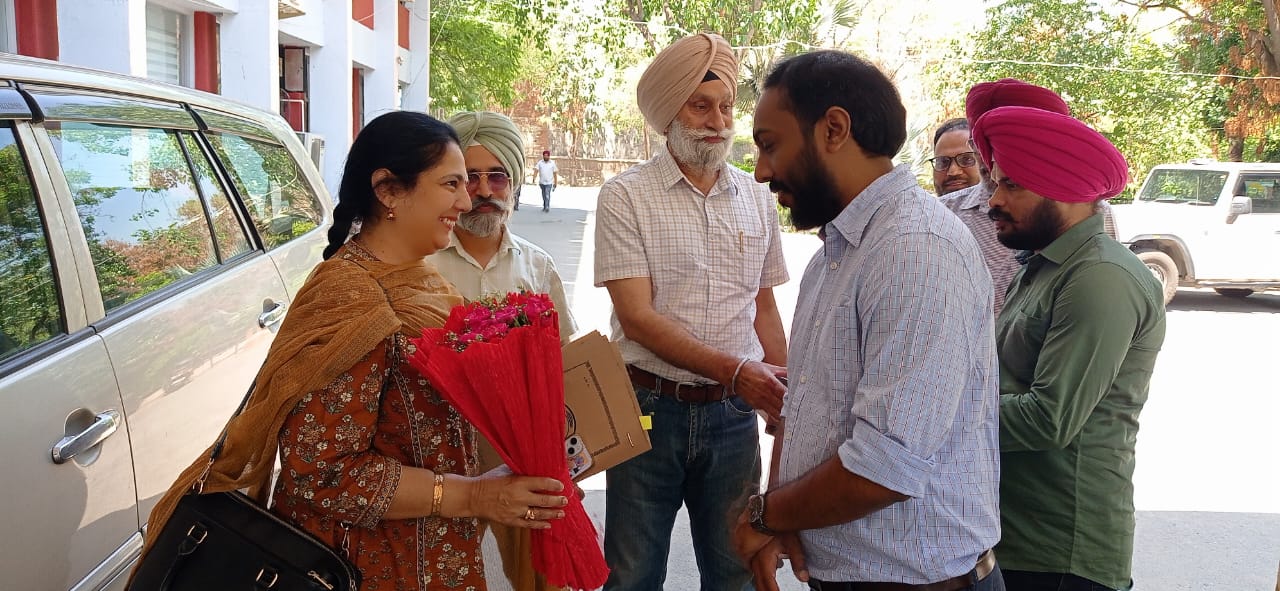 ਡਾਇਰੈਕਟਰ ਬਾਗ਼ਬਾਨੀ ਅਤੇ ਵਧੀਕ ਡਿਪਟੀ ਕਮਿਸ਼ਨਰ ਨੇ ਐਫ.ਪੀ.ਓ. ਦੇ ਮੈਂਬਰਾਂ ਨਾਲ ਸਮੀਖਿਆ ਮੀਟਿੰਗ ਕੀਤੀ