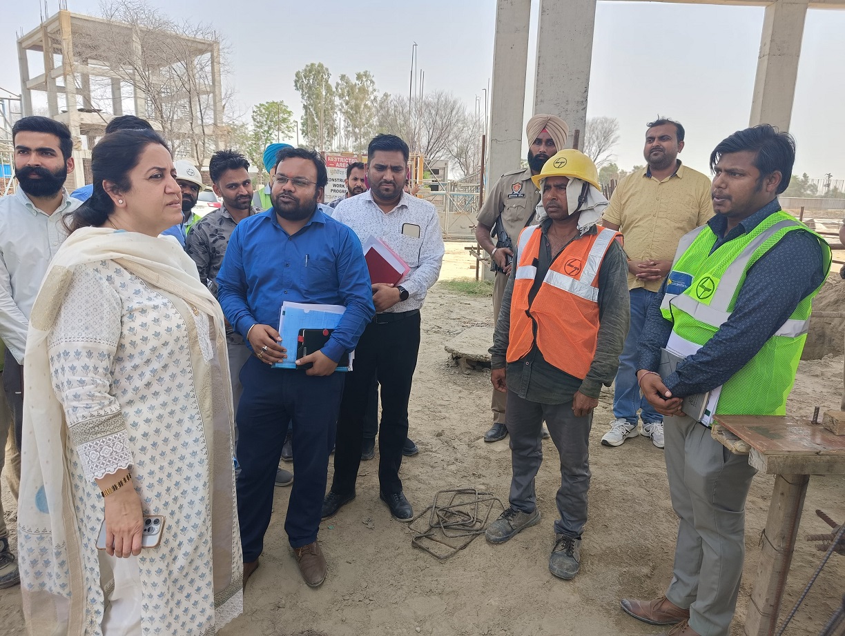 ਕੌਮਾਂਤਰੀ ਸਰਹੱਦ ਨਾਲ ਲੱਗਦੇ 205 ਪਿੰਡਾਂ ਦੇ 42406 ਘਰਾਂ ਵਿਚ ਰਹਿੰਦੇ 235114 ਲੋਕਾਂ ਦੇ ਆਜਾਦੀ ਦੇ 77 ਸਾਲ ਬਾਅਦ ਮੁੱਕੇਗੀ ਪੀਣ ਵਾਲੇ ਪਾਣੀ ਦੀ ਪਿਆਸ
