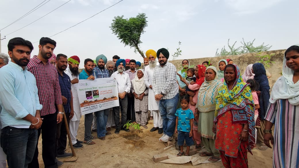 ਮਿੱਟੀ ਦੀ ਉਪਜਾਊ ਸ਼ਕਤੀ ਨੂੰ ਬਰਕਰਾਰ ਰੱਖਣ ਅਤੇ ਵਾਤਵਰਣ ਦੀ ਸੁਧਤਾ ਲਈ ਵੱਧ ਤੋਂ ਵੱਧ ਬੂਟੇ ਲਗਾਉਣ ਦੀ ਜ਼ਰੂਰਤ : ਮੁੱਖ ਖੇਤੀਬਾੜੀ ਅਫਸਰ