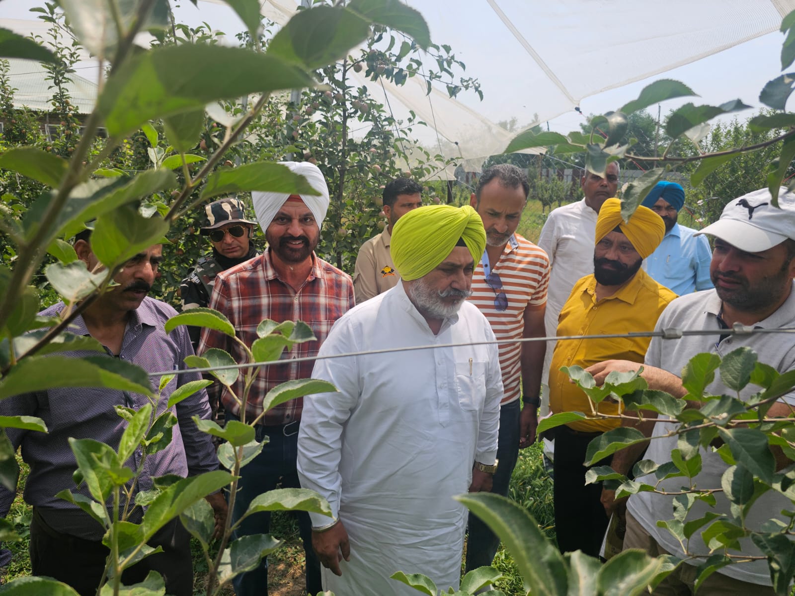 ਕਿਸਾਨਾਂ ਨੂੰ ਰਵਾਇਤੀ ਫ਼ਸਲੀ ਚੱਕਰ ‘ਚੋਂ ਕੱਢਣ ਲਈ ਚੇਤਨ ਸਿੰਘ ਜੌੜਾਮਾਜਰਾ ਦੀ ਅਗਵਾਈ ਹੇਠ ਅਗਾਂਹਵਧੂ ਕਿਸਾਨਾਂ ਵੱਲੋਂ ਜੰਮੂ-ਕਸ਼ਮੀਰ ਦਾ ਦੌਰਾ