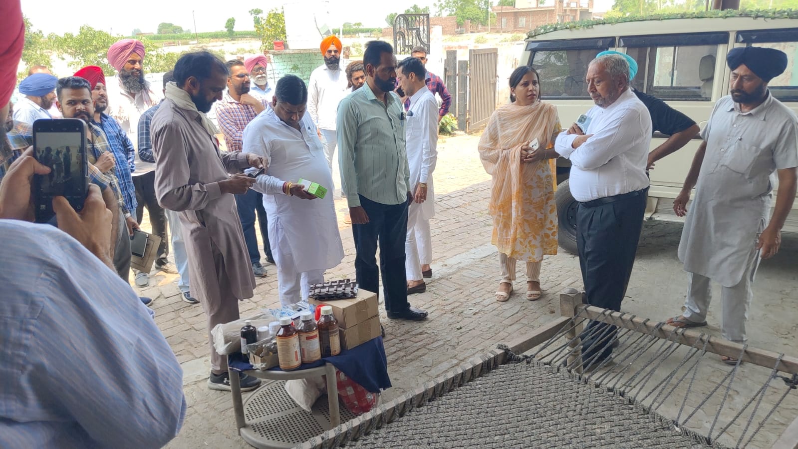 ਪੰਜਾਬ ਗਊ ਸੇਵਾ ਕਮਿਸ਼ਨ ਦੇ ਚੇਅਰਮੈਨ ਵੱਲੋਂ ਕਿਸ਼ਨਪੁਰਾ ਸਰਕਾਰੀ ਗਊਸ਼ਾਲਾ ਦਾ ਦੌਰਾ