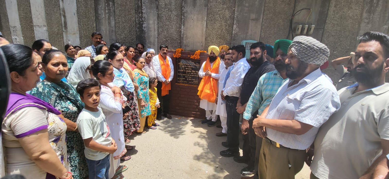 ਵਿਧਾਇਕ ਸਿੱਧੂ ਵੱਲੋਂ ਵਾਰਡ ਨੰਬਰ 41 ‘ਚ ਨਵੇਂ ਟਿਊਬਵੈਲ ਦਾ ਉਦਘਾਟਨ