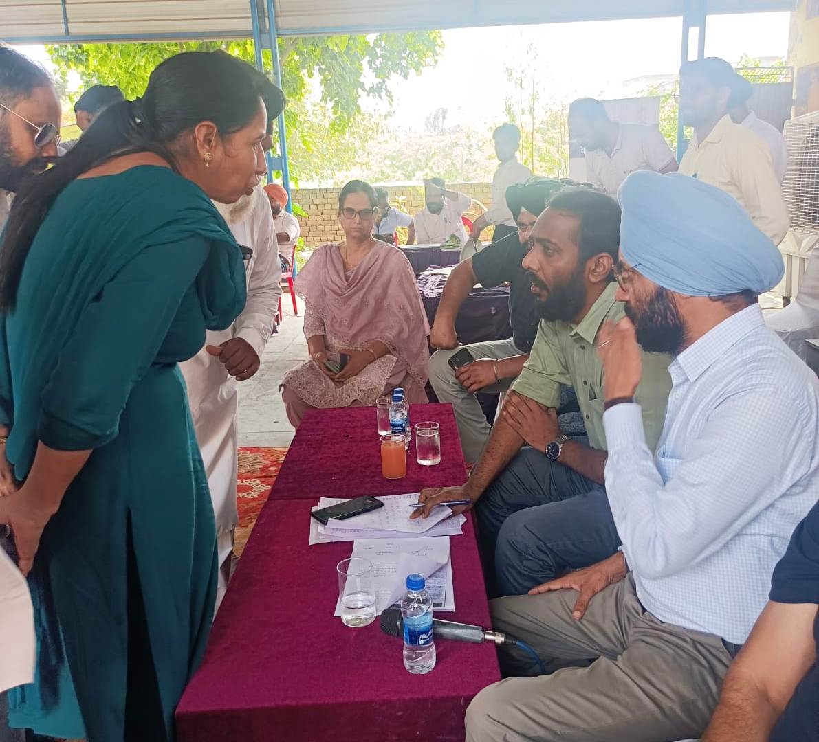 ਪਿੰਡ ਸਮਾਓਂ ਵਿਖੇ ਆਯੋਜਿਤ ਜਨ ਸੁਣਵਾਈ ਕੈਂਪ ਦੌਰਾਨ 11 ਪਿੰਡਾਂ ਦੇ ਲੋਕਾਂ ਨੇ ਘਰਾਂ ਨੇੜੇ ਸਰਕਾਰੀ ਸੇਵਾਵਾਂ ਦਾ ਲਿਆ ਲਾਭ