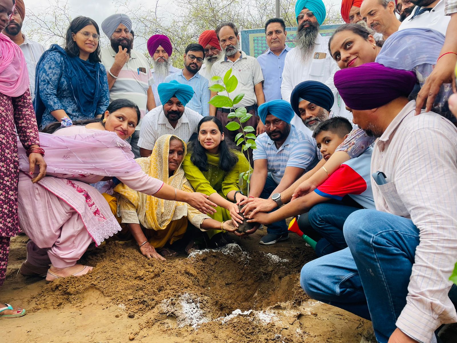 ਨਗਰ ਨਿਗਮ ਅਬੋਹਰ ਵੱਲੋਂ ਦੋ ਦਿਨ ਵਿੱਚ 200 ਤੋਂ ਜਿਆਦਾ ਬੇਸਹਾਰਾ ਜਾਨਵਰ ਗਊਸ਼ਾਲਾ ਭੇਜੇ ਗਏ