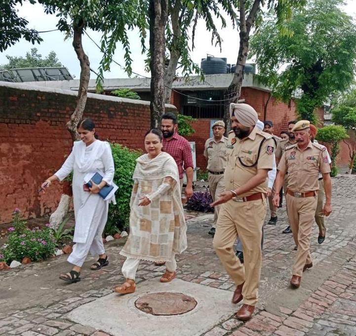 ਜ਼ਿਲ੍ਹਾ ਤੇ ਸੈਸ਼ਨਜ਼ ਜੱਜ, ਲੁਧਿਆਣਾ ਵੱਲੋਂ ਕੇਂਦਰੀ ਜੇਲ੍ਹ, ਬੋਰਸਟਲ ਜੇਲ੍ਹ ਅਤੇ ਜਨਾਨਾ ਜੇਲ੍ਹ ਦਾ ਦੌਰਾ