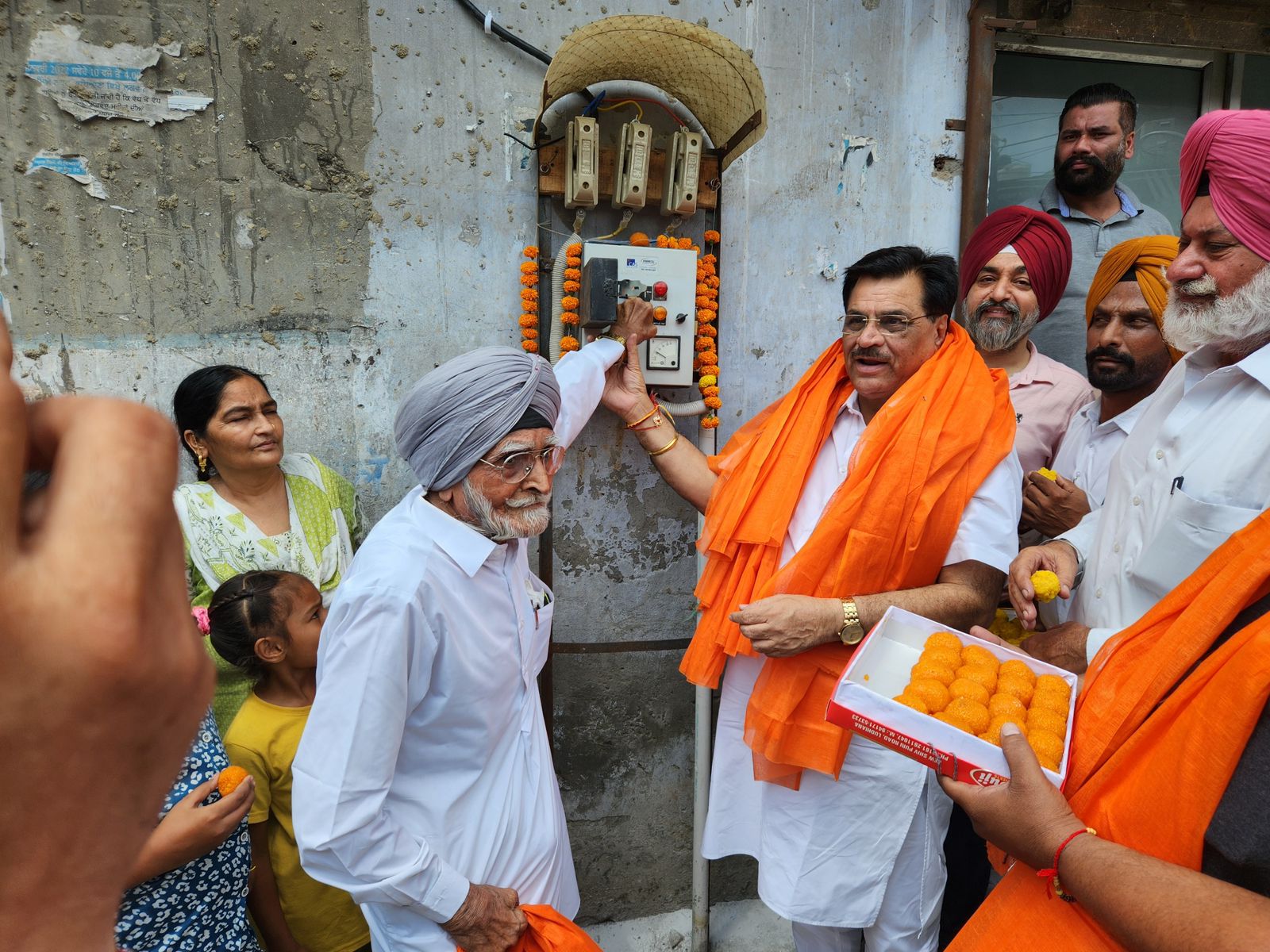 ਵਿਧਾਇਕ ਬੱਗਾ ਵੱਲੋਂ ਕਬੀਰ ਨਗਰ (ਸੇਖੇਵਾਲ) ‘ਚ ਨਵੇਂ ਟਿਊਬਵੈਲ ਦਾ ਉਦਘਾਟਨ
