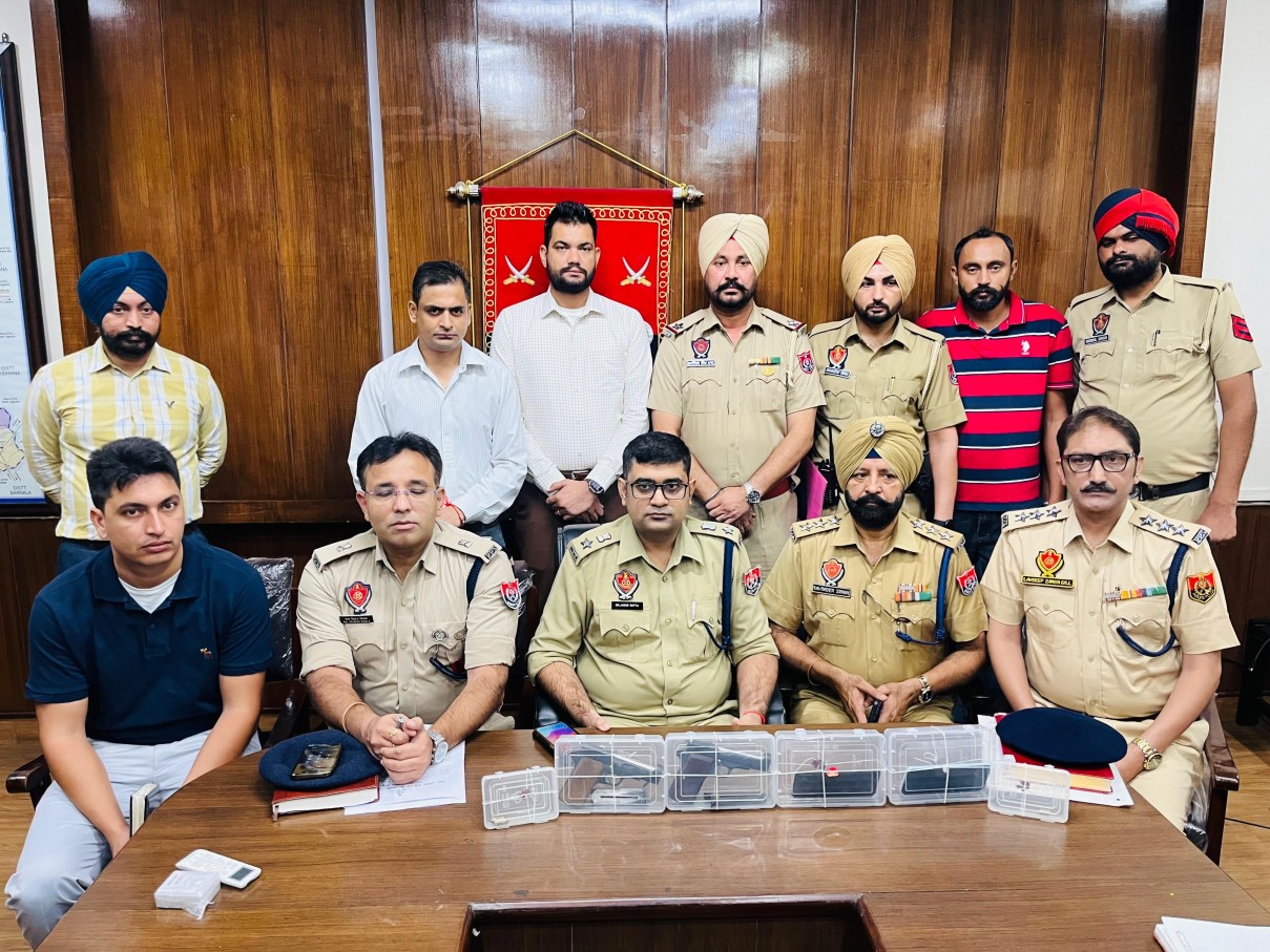ਮੋਗਾ ਪੁਲਿਸ ਵੱਲੋਂ 2 ਵਿਅਕਤੀ 2 ਨਜਾਇਜ ਅਸਲਿਆਂ ਸਮੇਤ ਕਾਬੂ