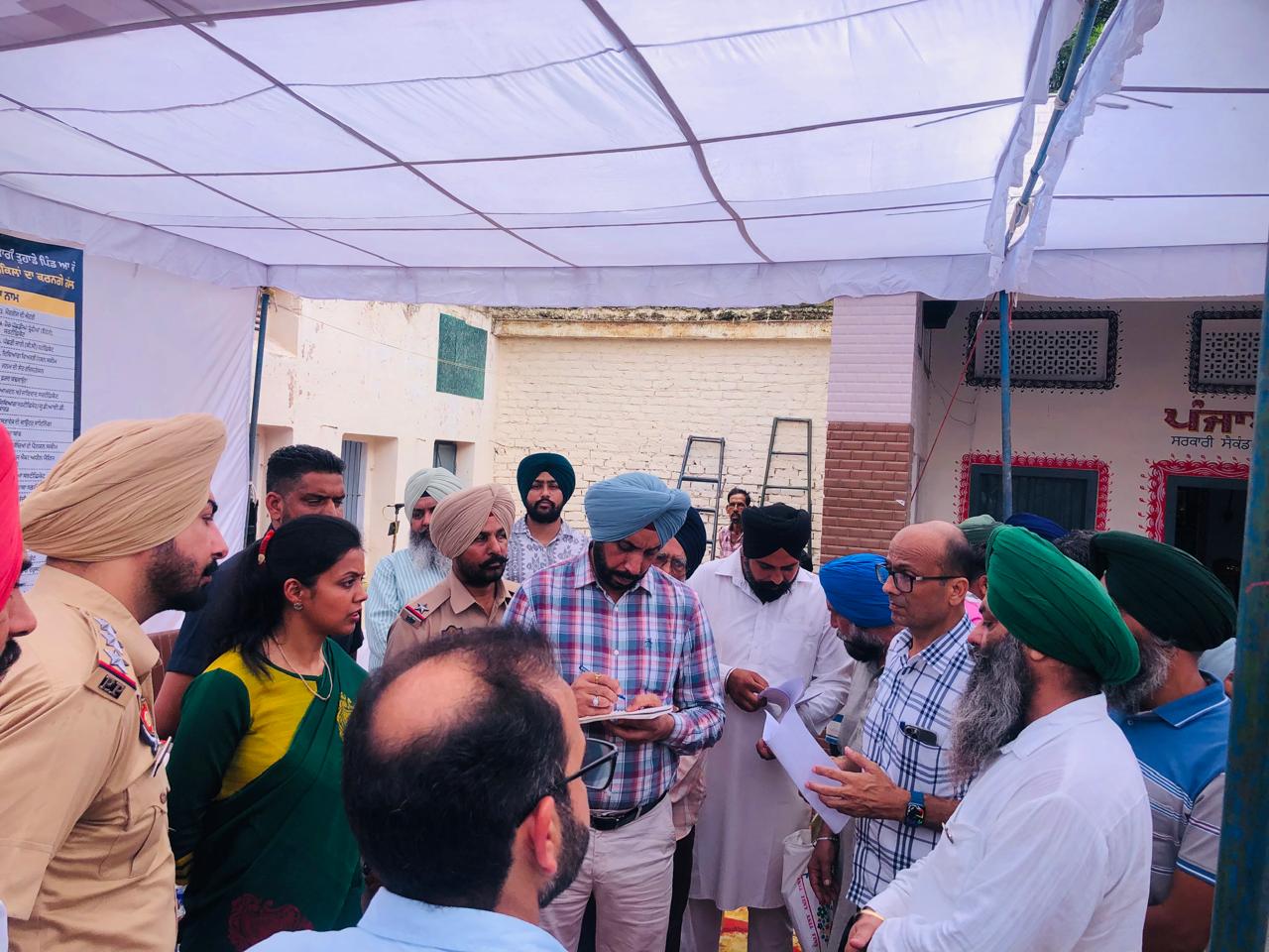 ‘ਆਪ ਦੀ ਸਰਕਾਰ ਆਪ ਦੇ ਦੁਆਰ’ ਮੁਹਿੰਮ ਤਹਿਤ ਸੁਵਿਧਾ ਕੈਂਪਾਂ ਵਿੱਚ ਆਮ ਲੋਕਾਂ ਅਗੇਤੇ ਤੌਰ ਤੇ ਸੂਚਿਤ ਕਰਨਾ ਵਿਭਾਗਾਂ ਦੀ ਜ਼ਿੰਮੇਂਵਾਰੀ– ਡਿਪਟੀ ਕਮਿਸ਼ਨਰ ਆਸ਼ਿਕਾ ਜੈਨ