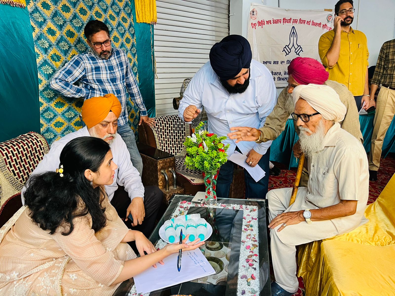 ਡਿਪਟੀ ਕਮਿਸ਼ਨਰ ਵੱਲੋਂ ਜੋਧਾਂ ‘ਚ ਲੱਗੇ ਕੈਂਪ ਦੌਰਾਨ ਲੋਕਾਂ ਦੀਆਂ ਸ਼ਿਕਾਇਤਾਂ ਦਾ ਕੀਤਾ ਨਿਪਟਾਰਾ