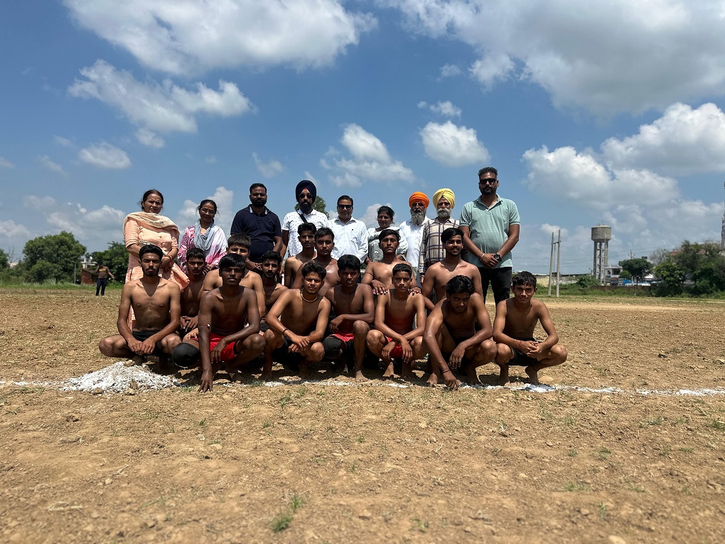 ਡੇਰਾਬੱਸੀ ਵਿੱਚ ਖੇਡਾਂ ਦੇ ਦੂਜੇ ਦਿਨ ਐਥਲੈਟਿਕਸ, ਵਾਲੀਬਾਲ, ਫੁੱਟਬਾਲ, ਕਬੱਡੀ ਅਤੇ ਖੋ-ਖੋ ਦੇ ਮੁਕਾਬਲੇ ਕਰਵਾਏ ਗਏ