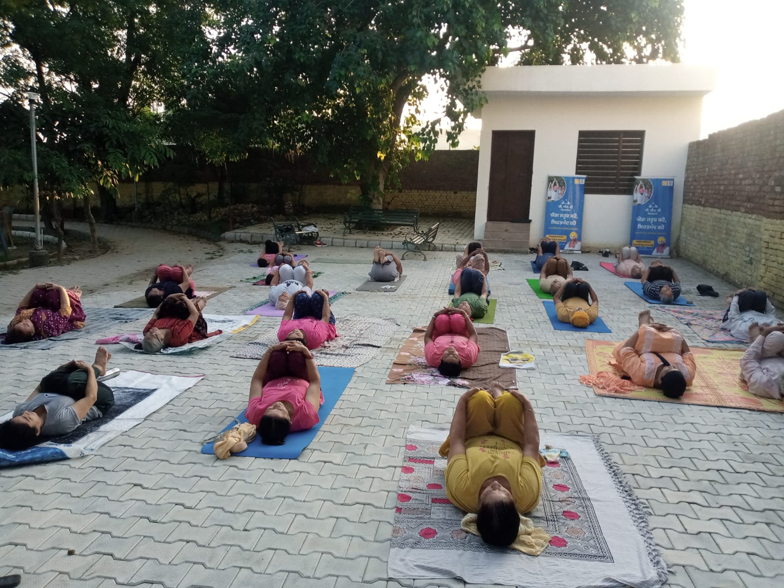 ਖਰੜ ਵਿਖੇ ਸੀ ਐਮ ਦੀ ਯੋਗਸ਼ਾਲਾ ਲੋਕਾਂ ਨੂੰ ਜੋੜ ਰਹੀ ਹੈ ਜੀਵਨ ਦੇ ਸਿਹਤਮੰਦ ਤੌਰ-ਤਰੀਕਿਆਂ ਨਾਲ