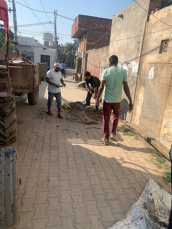 ਸਵੱਛਤਾ ਦੀ ਲਹਿਰ ਦੇ ਦੂਜੇ ਦਿਨ ਨਗਰ ਕੌਂਸਲ ਫਰੀਦਕੋਟ ਨੇ ਕੀਤੀ ਵੱਖ ਵੱਖ ਇਲਾਕਿਆ ਦੀ ਸਫਾਈ