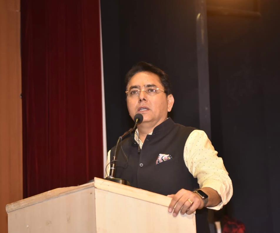 ਨਵੀਂ ਪਹਿਲ: ਹੁਣ ਸਿਰਫ਼ ਇਕ ਫ਼ੋਨ ਕਾਲ ‘ਤੇ ਮਿਲਣਗੀਆਂ 406 ਸੇਵਾਵਾਂ