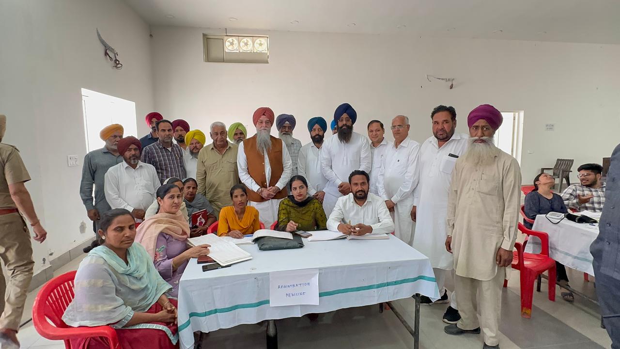 ਰੋਟਰੀ ਕਲੱਬ ਵੱਲੋਂ ਪਿੰਡ ਸੰਧਵਾਂ ’ਚ ਮੁਫ਼ਤ ਮੈਡੀਕਲ ਚੈੱਕਅੱਪ ਅਤੇ ਕੈਂਸਰ ਚੈੱਕਅੱਪ ਕੈਂਪ ਦੌਰਾਨ 144 ਲੋਕਾਂ ਦੀ ਜਾਂਚ ਕੀਤੀ