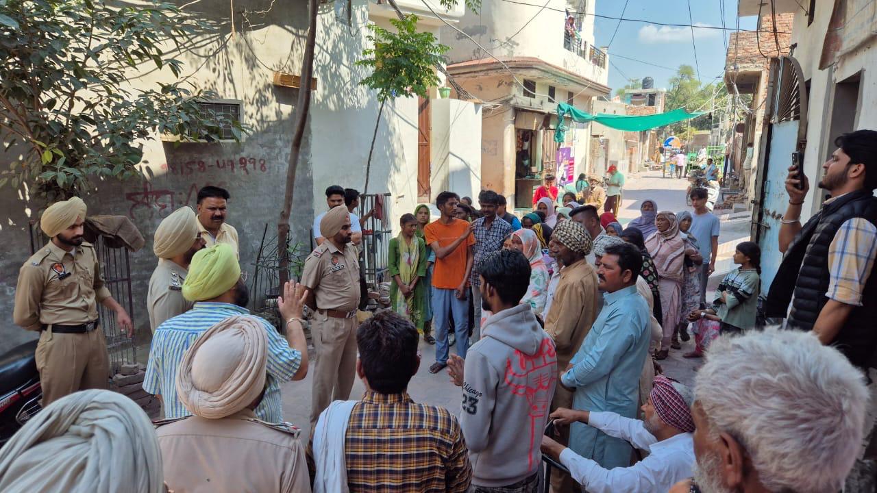 ਪੰਜਾਬ ਸਰਕਾਰ ਦੀ ਮੁਹਿੰਮ ‘ਯੁੱਧ ਨਸ਼ਿਆਂ ਵਿਰੁੱਧ’ ਨੂੰ ਸਫ਼ਲ ਬਣਾਉਣ ਲਈ ਸਭ ਦਾ ਸਹਿਯੋਗ ਜ਼ਰੂਰੀ: ਐੱਸ ਡੀ ਐਮ