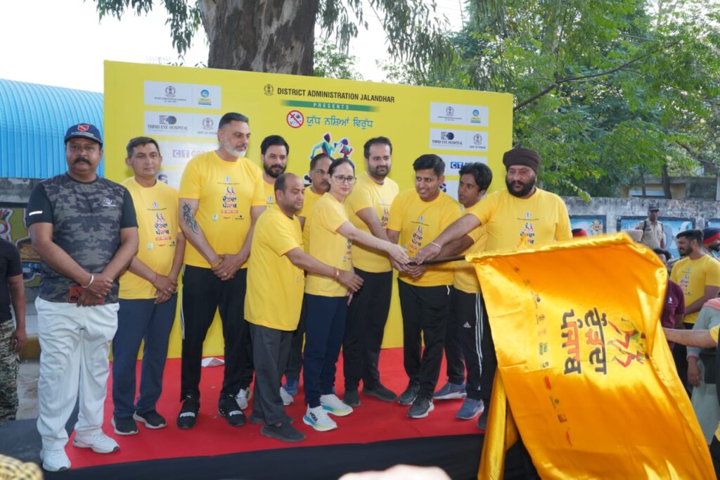 ਯੁੱਧ ਨਸ਼ਿਆਂ ਵਿਰੁੱਧ’ ; ‘ਦੌੜਦਾ ਪੰਜਾਬ’ ਮੈਰਾਥਨ ਰਾਹੀਂ ਨਸ਼ਿਆਂ ਖਿਲਾਫ਼ ਇਕਜੁੱਟ ਹੋਣ ਦਾ ਸੱਦਾ