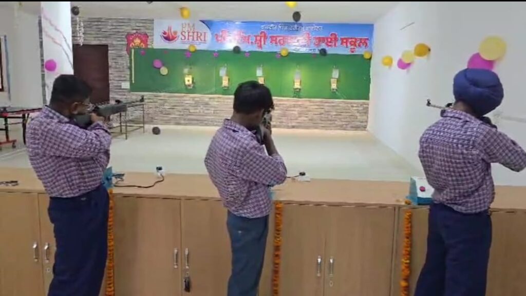 4.37 ਕਰੋੜ ਰੁਪਏ ਦੀ ਲਾਗਤ ਨਾਲ ਖੰਨਾ ਵਿੱਚ ਸਿੱਖਿਆ ਦੇ ਖੇਤਰ ਵਿੱਚ ਕ੍ਰਾਂਤੀਕਾਰੀ ਬਦਲਾਅ: ਤਰੁਨਪ੍ਰੀਤ ਸਿੰਘ ਸੌਂਦ ਨੇ ਸ਼ੂਟਿੰਗ ਰੇਂਜ ਅਤੇ ਸਮਾਰਟ ਸੁਵਿਧਾਵਾਂ ਦਾ ਕੀਤਾ ਉਦਘਾਟਨ