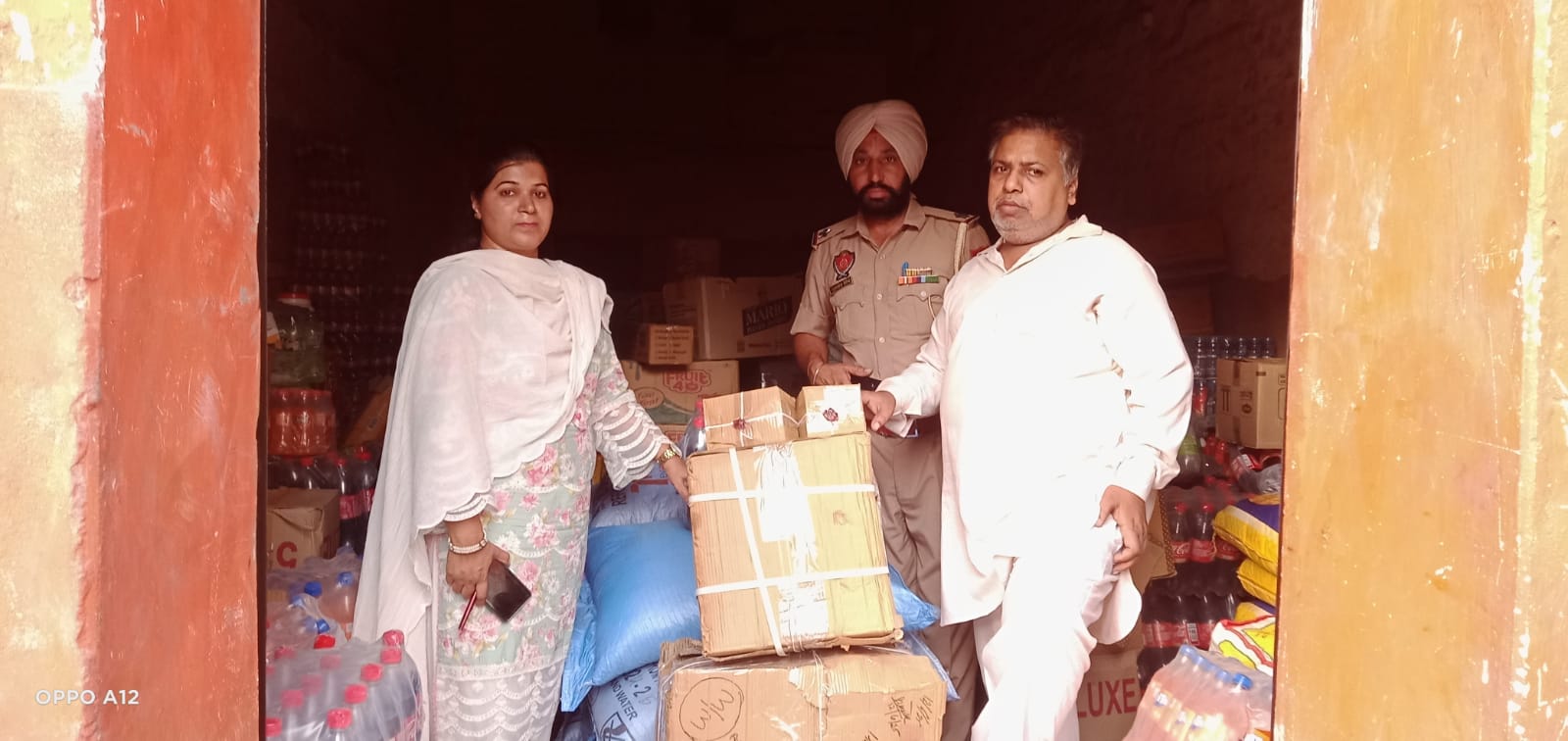 ਯੁੱਧ ਨਸ਼ਿਆਂ ਵਿਰੁੱਧ: 2 ਸਟੋਰਾਂ ਤੋਂ 16 ਤਰ੍ਹਾਂ ਦੀਆਂ ਢਾਈ ਲੱਖ ਤੋਂ ਵੱਧ ਕੀਮਤ ਦੀਆਂ ਦਵਾਈਆਂ ਜ਼ਬਤ