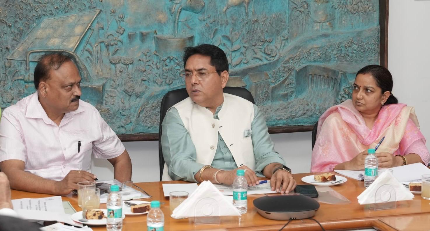 ਪੰਜਾਬ ਸਰਕਾਰ 390 ਸਰਕਾਰੀ ਇਮਾਰਤਾਂ ‘ਤੇ 30 ਮੈਗਾਵਾਟ ਸਮਰੱਥਾ ਵਾਲੇ ਸੂਰਜੀ ਊਰਜਾ ਪਲਾਂਟ ਕਰੇਗੀ ਸਥਾਪਤ