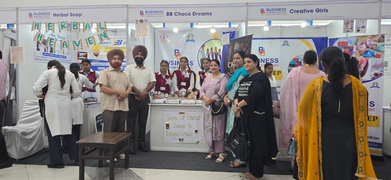 ਰਾਜ-ਪੱਧਰੀ ਬਿਜਨਸ ਬਲਾਸਟਰ ਐਕਸਪੋ-2025  ਵਿੱਚ ਮੋਗਾ ਦੀਆਂ ਦੋ ਟੀਮਾਂ ਨੇ  ਵਧਾਇਆ ਜਿਲ੍ਹੇ ਦਾ ਮਾਣ