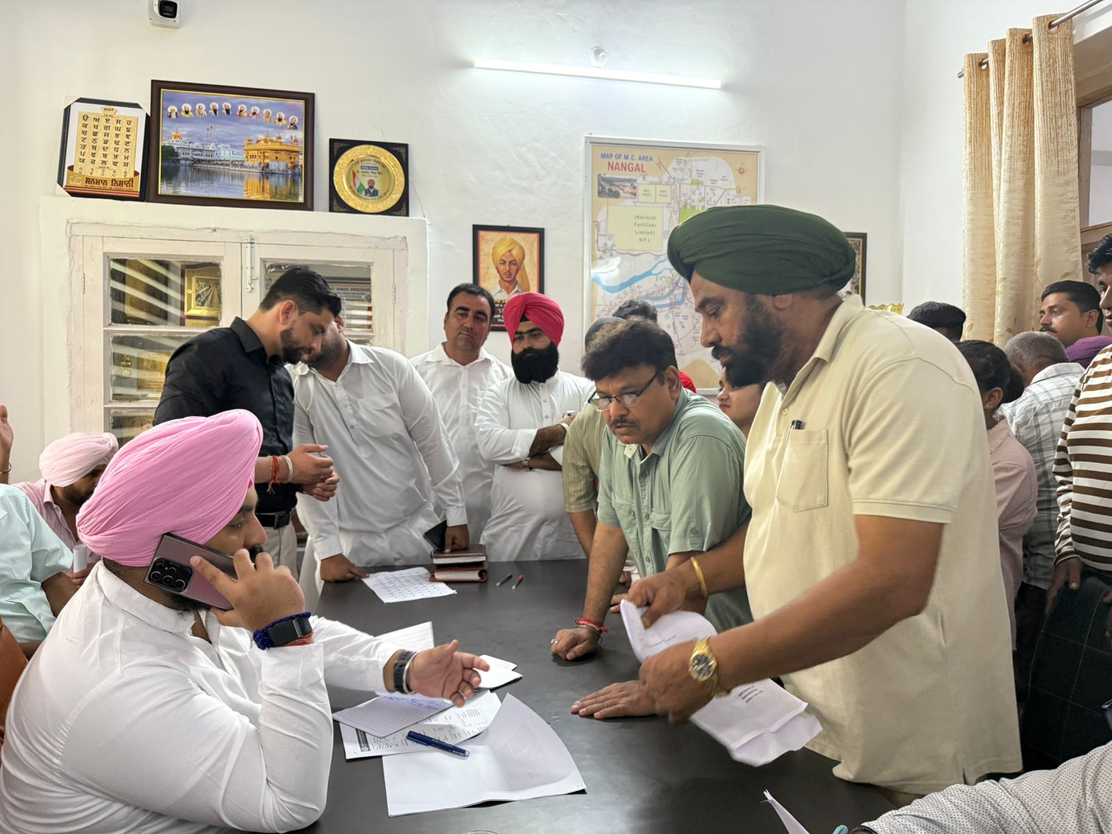 ਸੇਵਾ ਸਦਨ ਨੰਗਲ ਵਿੱਚ ਹਫਤਾਵਾਰੀ ਜਨਤਾ ਦਰਬਾਰ ਵਿੱਚ ਸੈਂਕੜੇ ਲੋਕਾਂ ਦੀਆਂ ਸਮੱਸਿਆਵਾਂ ਹੱਲ ਕਰਨ ਦਾ ਕਰ ਰਹੇ ਹਾਂ ਉਪਰਾਲਾ – ਹਰਜੋਤ ਬੈਂਸ