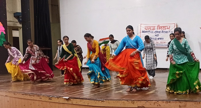 ਆਜ਼ਾਦੀ ਦਿਵਸ ਸਮਾਗਮ ਦੀ 13 ਅਗਸਤ ਨੂੰ ਸਰਕਾਰੀ ਬਹੁ-ਤਕਨੀਕੀ ਕਾਲਜ ਬਟਾਲਾ ਦੇ ਰਾਜੀਵ ਗਾਂਧੀ ਸਟੇਡੀਅਮ ਵਿਖੇ ਹੋਵੇਗੀ ਫੁੱਲ ਡਰੈੱਸ ਰਿਹਰਸਲ